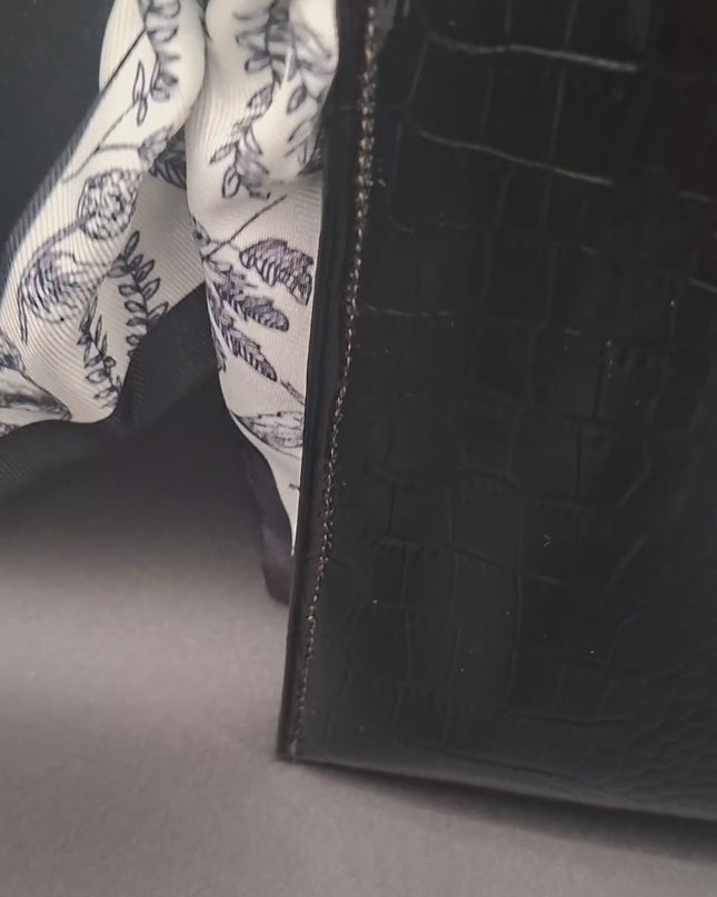 POCHETTE CHRYSALIDE CHIC